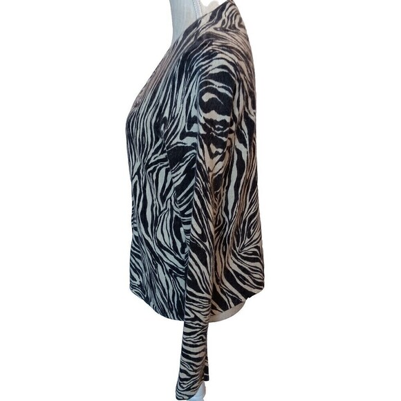 Vtg Jillian Jones Size M Lambs Wool/Angora Rabbit Zebra Print Cardigan Sweater - Picture 3 of 7